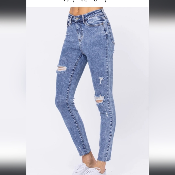 Judy Blue Acid Wash Destroyed Skinny Jeans - Picture 3 of 6